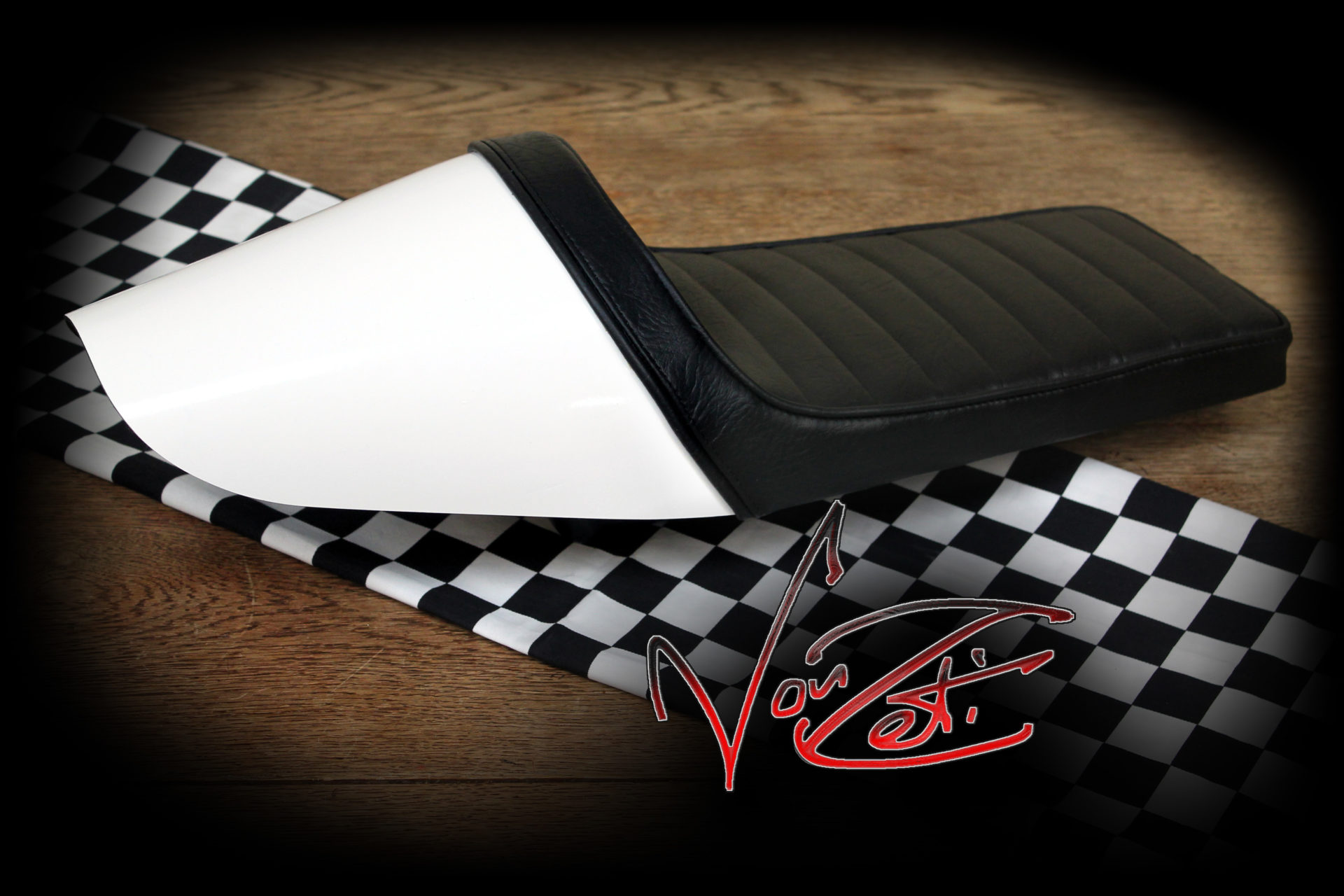 Vonzeti Flat Track Seat - T69 - Vonzeti
